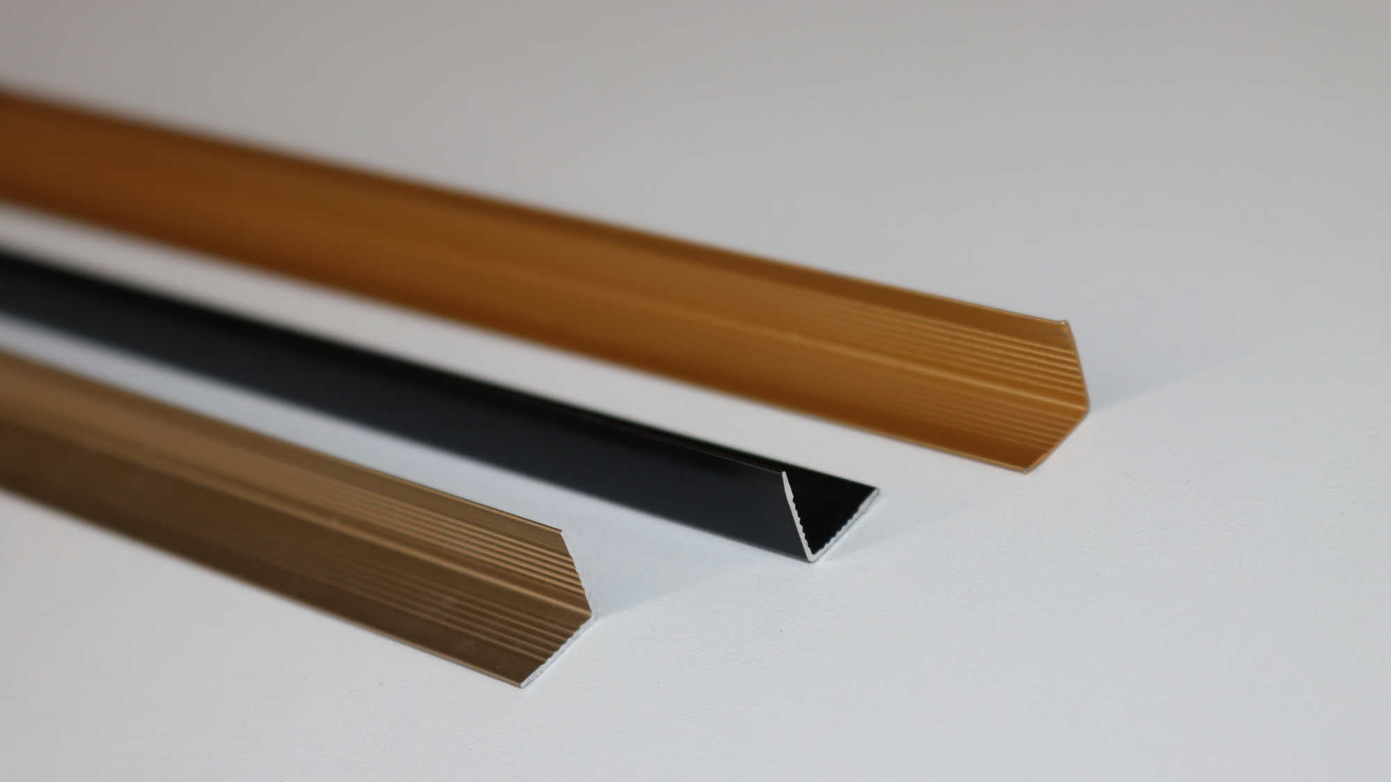 External Corner 90° Trim - 10mm Profile